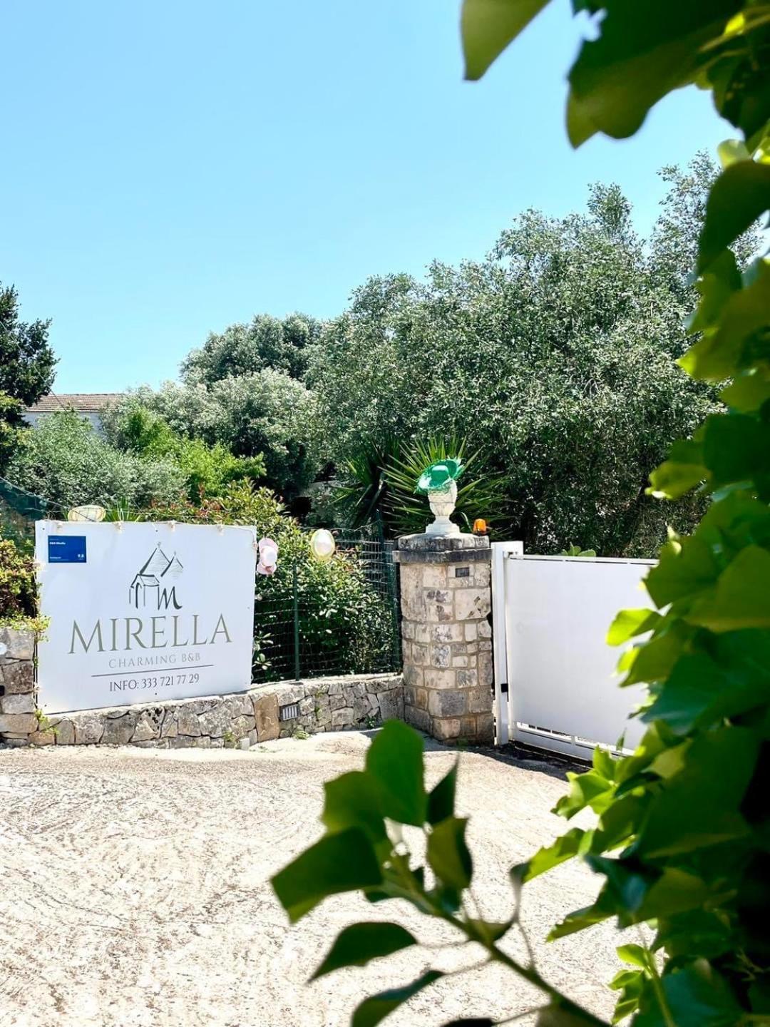 Mirella Charming Panzió Alberobello Kültér fotó